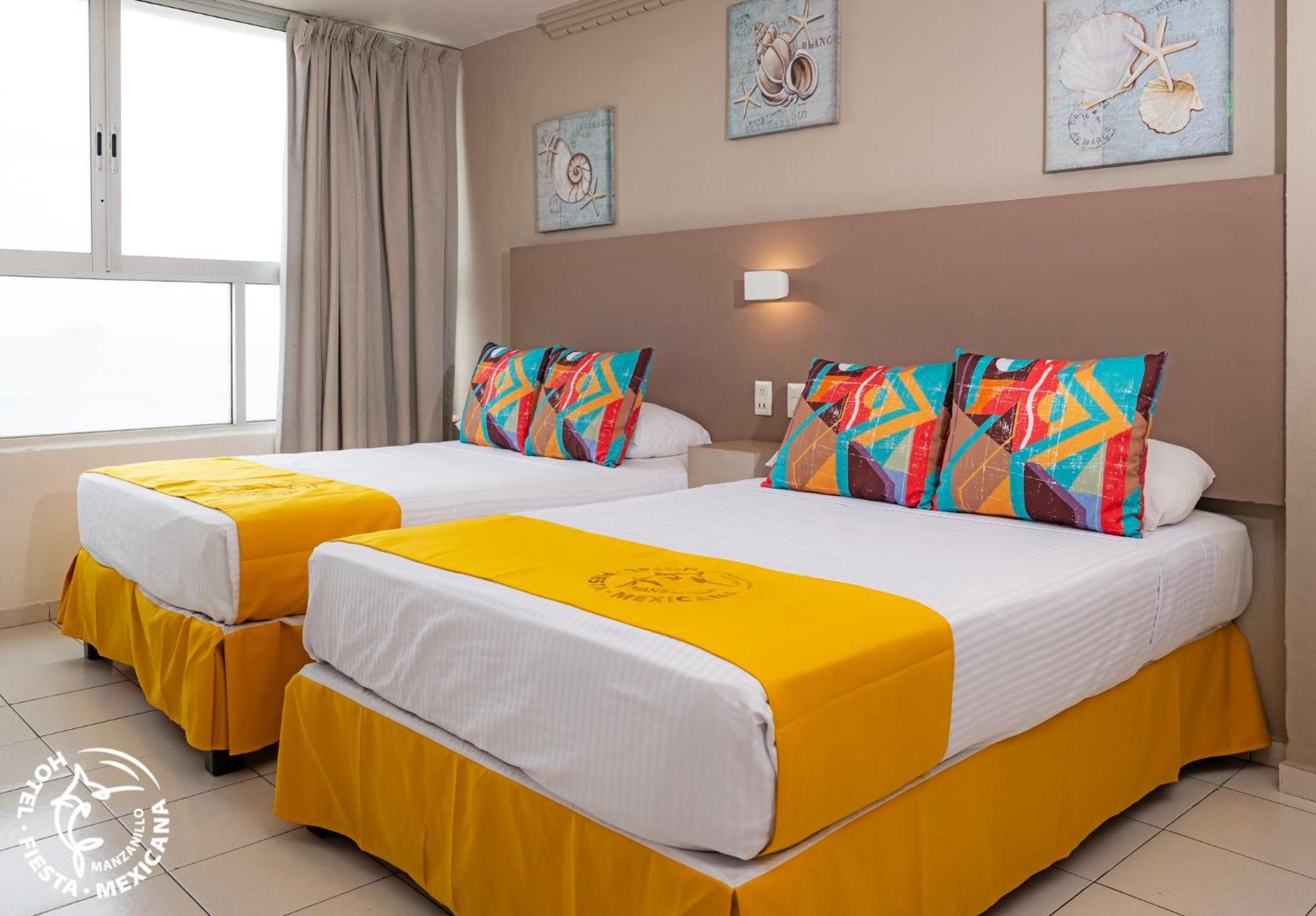 Hotel Fiesta Mexicana Манзанило Екстериор снимка