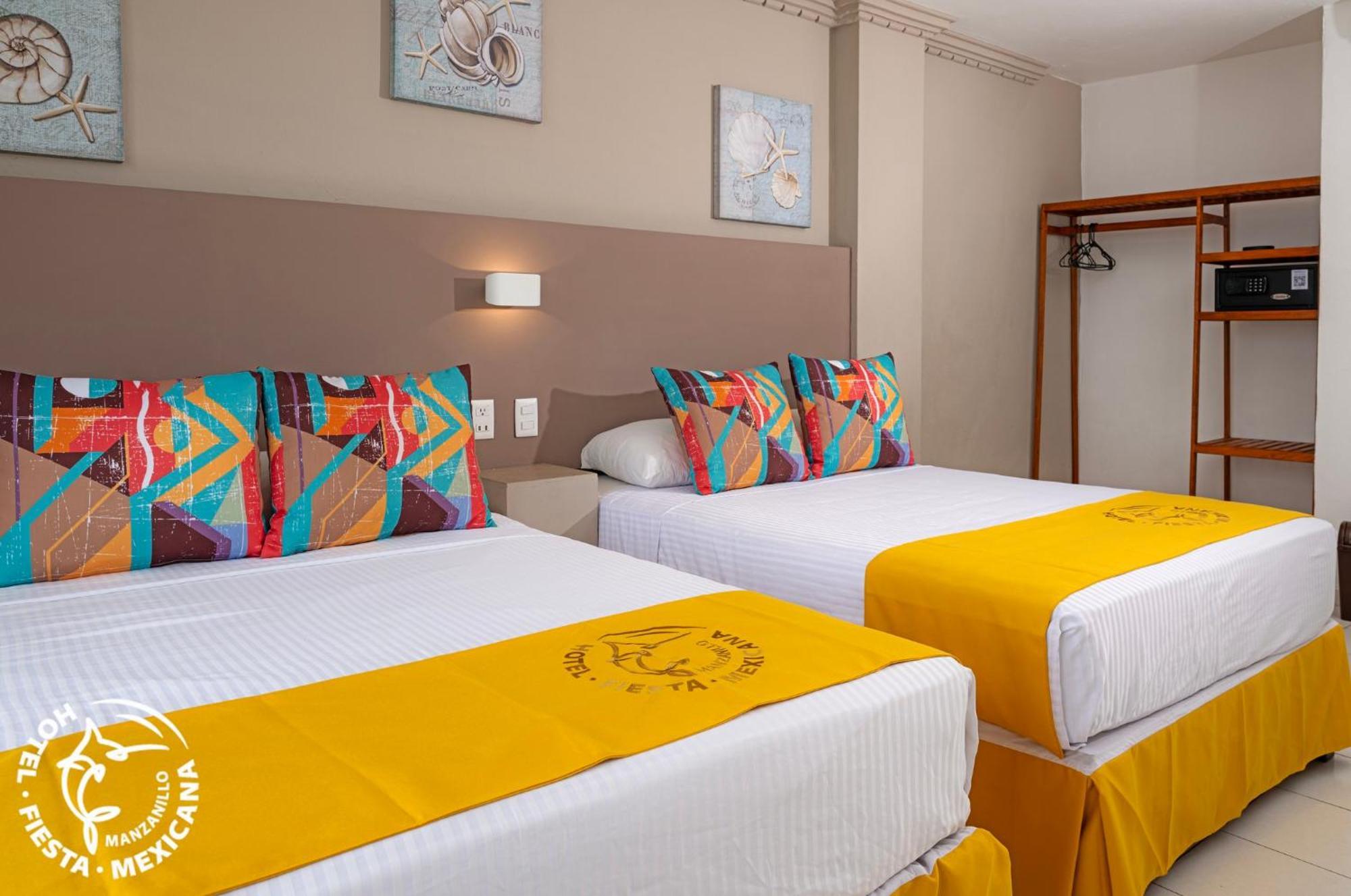 Hotel Fiesta Mexicana Манзанило Екстериор снимка