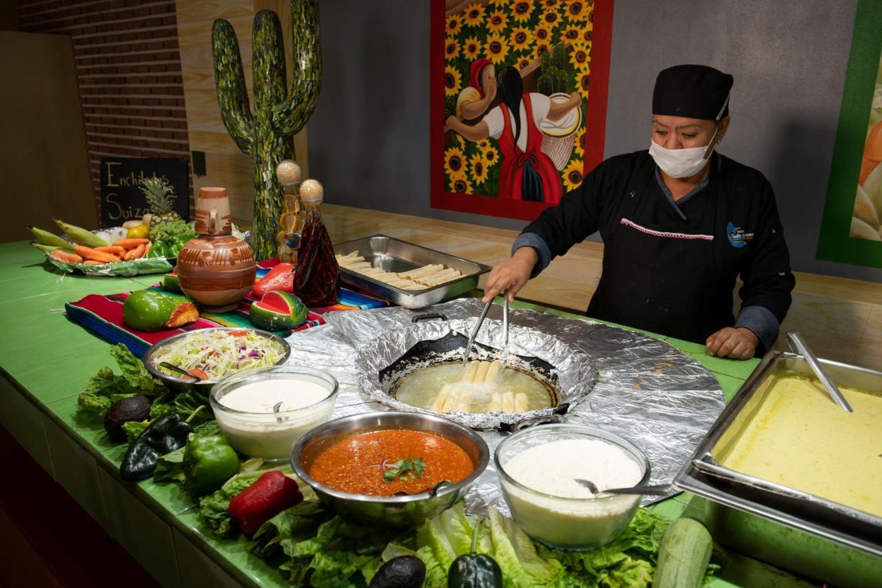 Hotel Fiesta Mexicana Манзанило Екстериор снимка