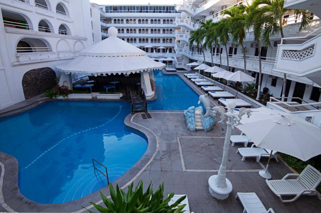 Hotel Fiesta Mexicana Манзанило Екстериор снимка